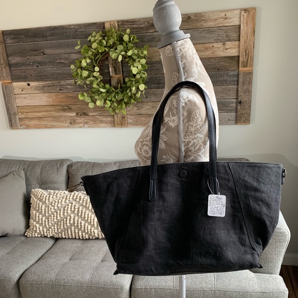 NWT Free People Linen Reversible Tote- Black - Picture 3 of 8